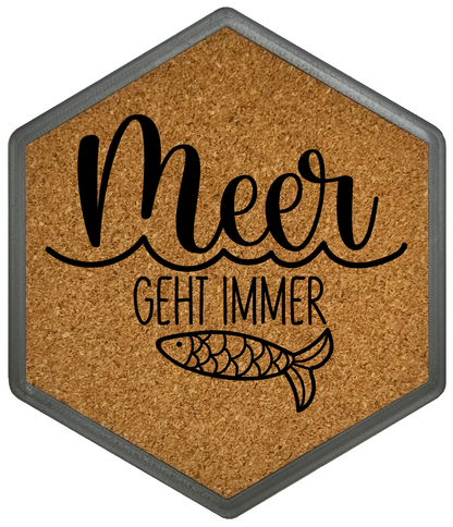 Hochwertiger Kork Getränkeuntersetzer für Bierflaschen und Gläser in maritimen Design mit Gravur